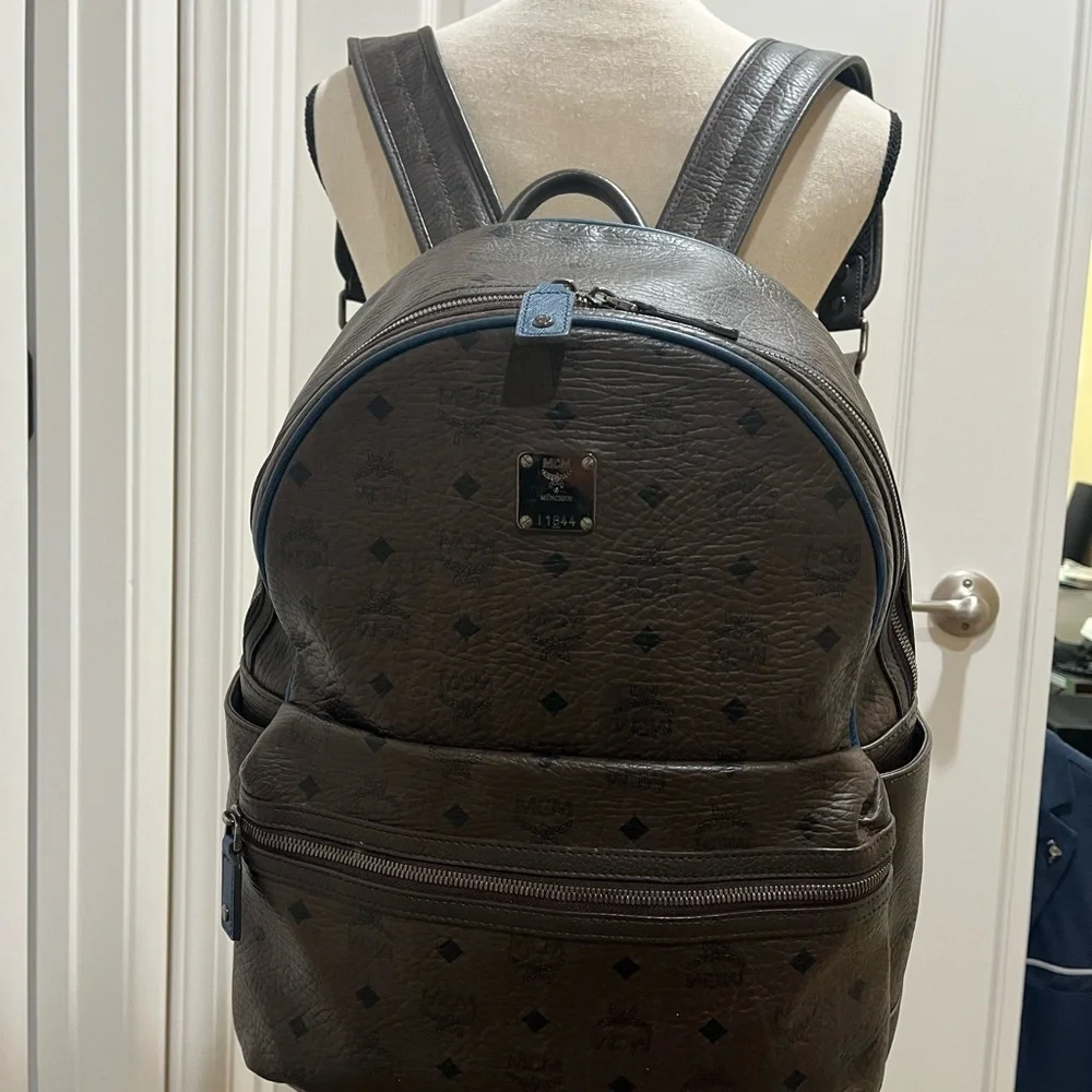 MCM LARGE BROWN VISETOS BACKPACK - Picture 16 of 16